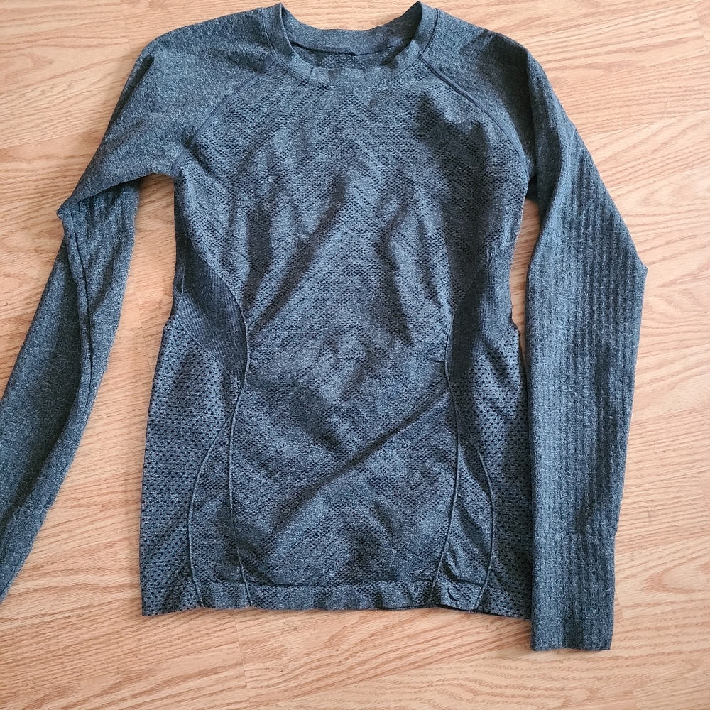 Compressive long sleeve